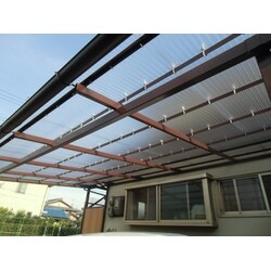 ガレージ屋根の波板張替工事
