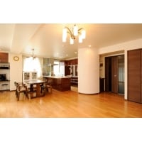 少しのアイディアで暮らしに彩りと深みを増す住まい