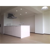 隅まで光が行き届く開放的なLDKへ