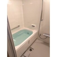 お気に入りのデザインで水回りを一新。おしゃれな壁で湿気も改善