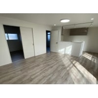 グレーを基調とした、シンプルかつスタイリッシュなリビングに。