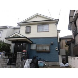 千葉県市川市　直貼り工法による凍害被害の外壁補修と塗装