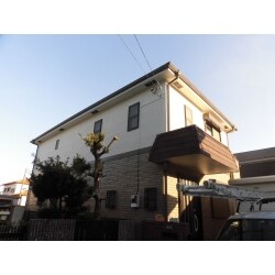 千葉県鎌ヶ谷市　難付着ボードの塗装と屋根のカバー