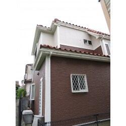 千葉県松戸市　難付着ボードはテスト塗装後にクリヤー塗装