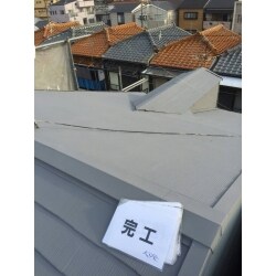 屋根は遮熱塗料ガイナで塗装