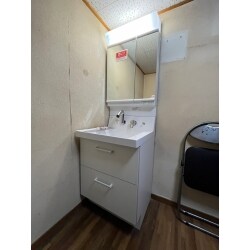 LIXIL　ピアラ　3面鏡　フルスライドタイプ　に入れ替えました。