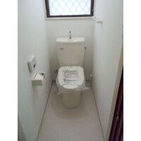 簡易洋式トイレから洋式トイレ(壁リモコン付き)へ