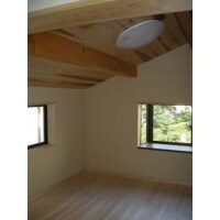 2階を山小屋風の部屋に