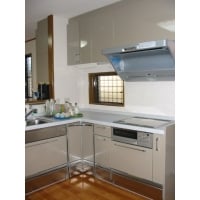 使い勝手の良い明るいダイニングキッチンに