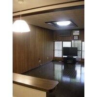 みんなが集まれる広いリビングに