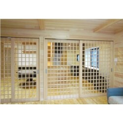 天然木を使った木造りの格子建具でこだわりのリビングとなりました。