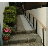 玄関へ続く階段・スロープ・手すりの設置、門扉・フェンスの設置