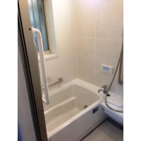 手すり取り付けと段差をなくし、バリアフリー化したバスルーム!