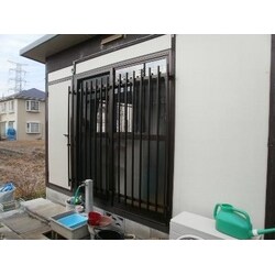 面格子取付工事（掃き出し窓）