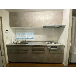 キッチンに関しては、商品や色などかなり前から検討していたようで、仕様や色などは細かくご相談させていただきました。