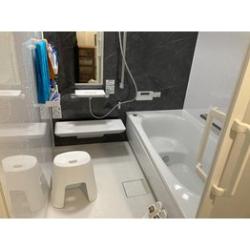 ユニットバスはTOTOのサザナをご提案。補助金を活用して浴室暖房や洗面室暖房も追加。暖かく快適なお風呂に生まれ変わりました。