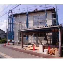 2世帯同居住宅。ご実家の限られたスペースを有効活用し増築！