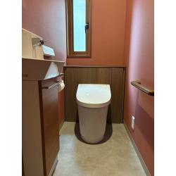 1Fは全て取替を行いましたが、2Fは既設手洗器を残して取付しました。