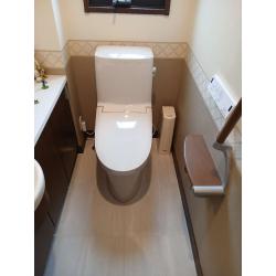 トイレ設備の老朽化により、本体と床リフォーム
工事も1日で完了です。