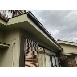 軒天、破風の部分塗装