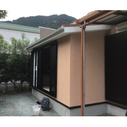 増築して外装を既存に合わせました