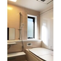 長年使用した浴室を、断熱性・清掃性の高い浴室に変えました。