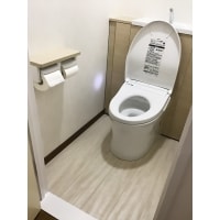 手洗もコンパクトなスッキリとしたトイレ【TOTOレストパル】