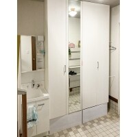 玄関に収納と洗面台を設置【LIXIL ピアラ】