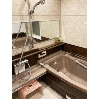 大理石調コーディネートのシステムバスにリフォーム