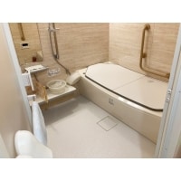 バリアフリーで安全な浴槽へ