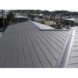 地震時の横揺れは建物の重量に比例して大きくなりますので屋根の軽量化は耐震工事として有効です。