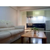 ツートンカラーキッチンと使い易い洗面室のマンションリフォーム