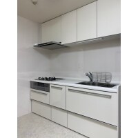 L型からI型へレイアウト変更をしたキッチン