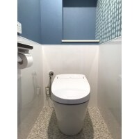 腰壁パネルでお掃除ラクラクのトイレ空間に!