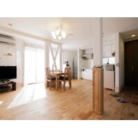 友人とのパーティーも楽しめる、暮らしを彩るバリアフリーの家