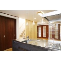 良い物を引継ぎつつ現代の快適性を追求した家