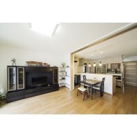 光溢れるリビングダイニング