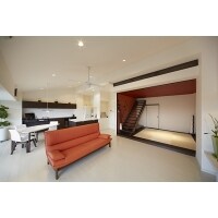 洗練された明るくモダンな住まい