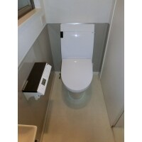 壁パネルがアクセントになったスタイリッシュなアステオ