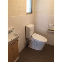 小便器の撤去で動線が良くなったゆとりのあるトイレ空間