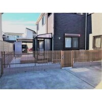 ペットと過ごす、使い勝手の良いスタイリッシュな外構造り