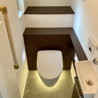 施工が大事!浮いているトイレTOTOレストパルFでお掃除が楽に