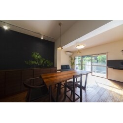 設計士であるご主人の、こだわりの詰まったリノベ。