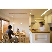 シンプルナチュラル、身体にやさしい住まいに