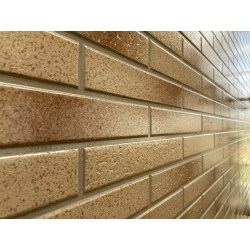クリヤー塗装で意匠サイディングのデザインをそのままに