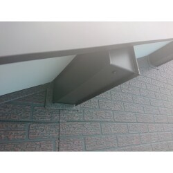 破風板や母屋、鼻隠し板などの木部（サイディングも）を板金でカバーしてあげることで
塗装などのメンテナンスがほとんど必要なくなります。
