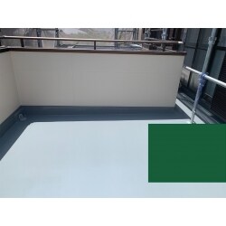 ウレタン防水工事です
改修工事ではウレタン防水を使うことが多いです。
面積や形状、既存防水との関係によっておすすめの防水は変わってきますので
お悩みの方は一度ご相談ください