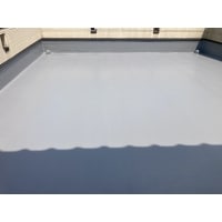 雨漏りしていたベランダ防水工事 既設防水撤去して下地も新しく