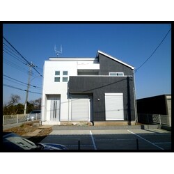 新築物件です。土地の斡旋から設計施工まで携わりました。
