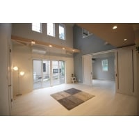 【新築】吹き抜けが特徴的な新築